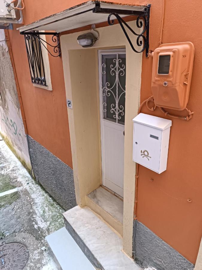 Two-Storey Maisonette Next To The Port Mantouki エクステリア 写真
